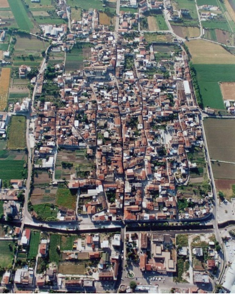 Alife_panorama_centrostorico.jpg