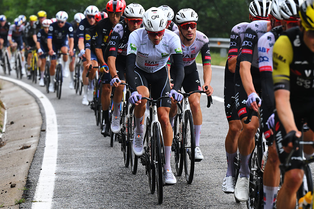 www.cyclingnews.com