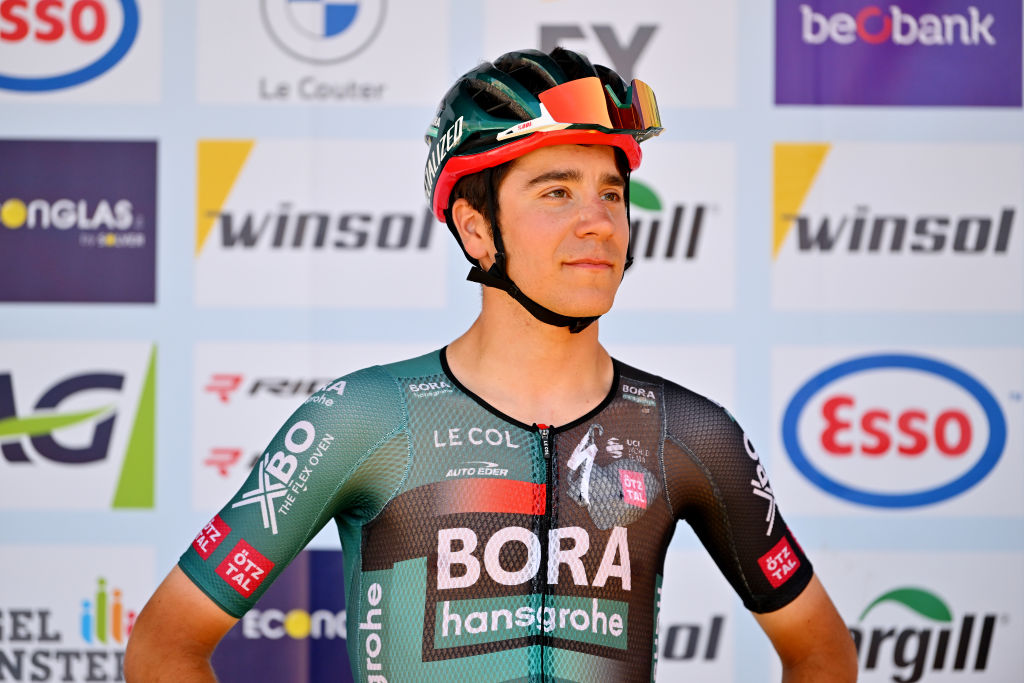 www.cyclingnews.com