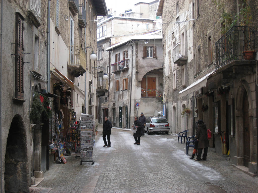 Scanno_vicoli.jpg