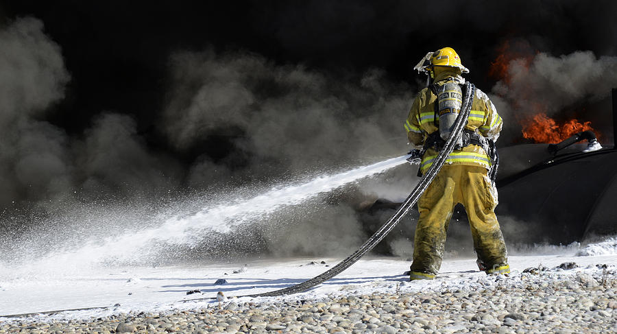 firefighters-in-action-10-bob-christopher.jpg