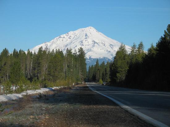 mount-shasta-from-the.jpg