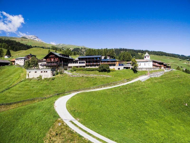 mittel_Dorf_Capricorns_Wergenstein.jpg