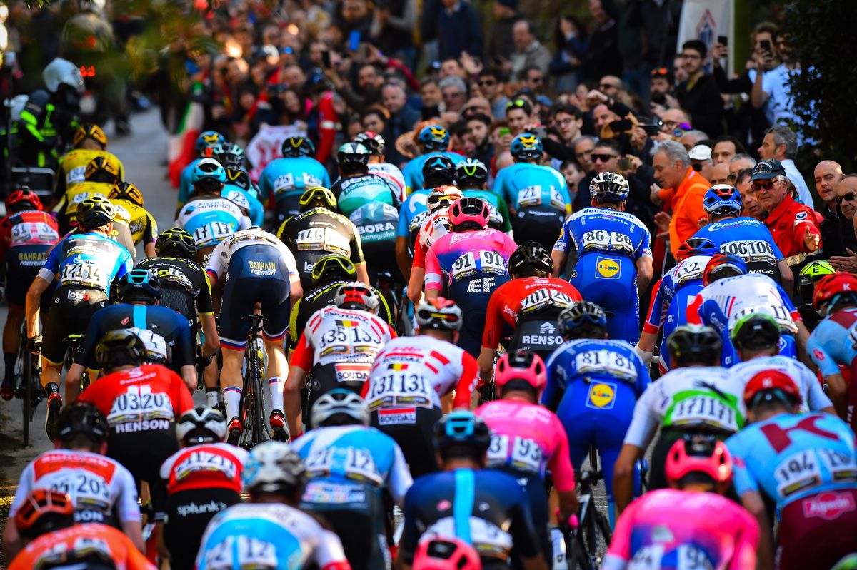 www.cyclingnews.com