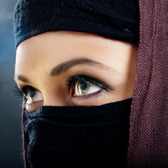 4683925038_5a9bb229c0_m.jpg