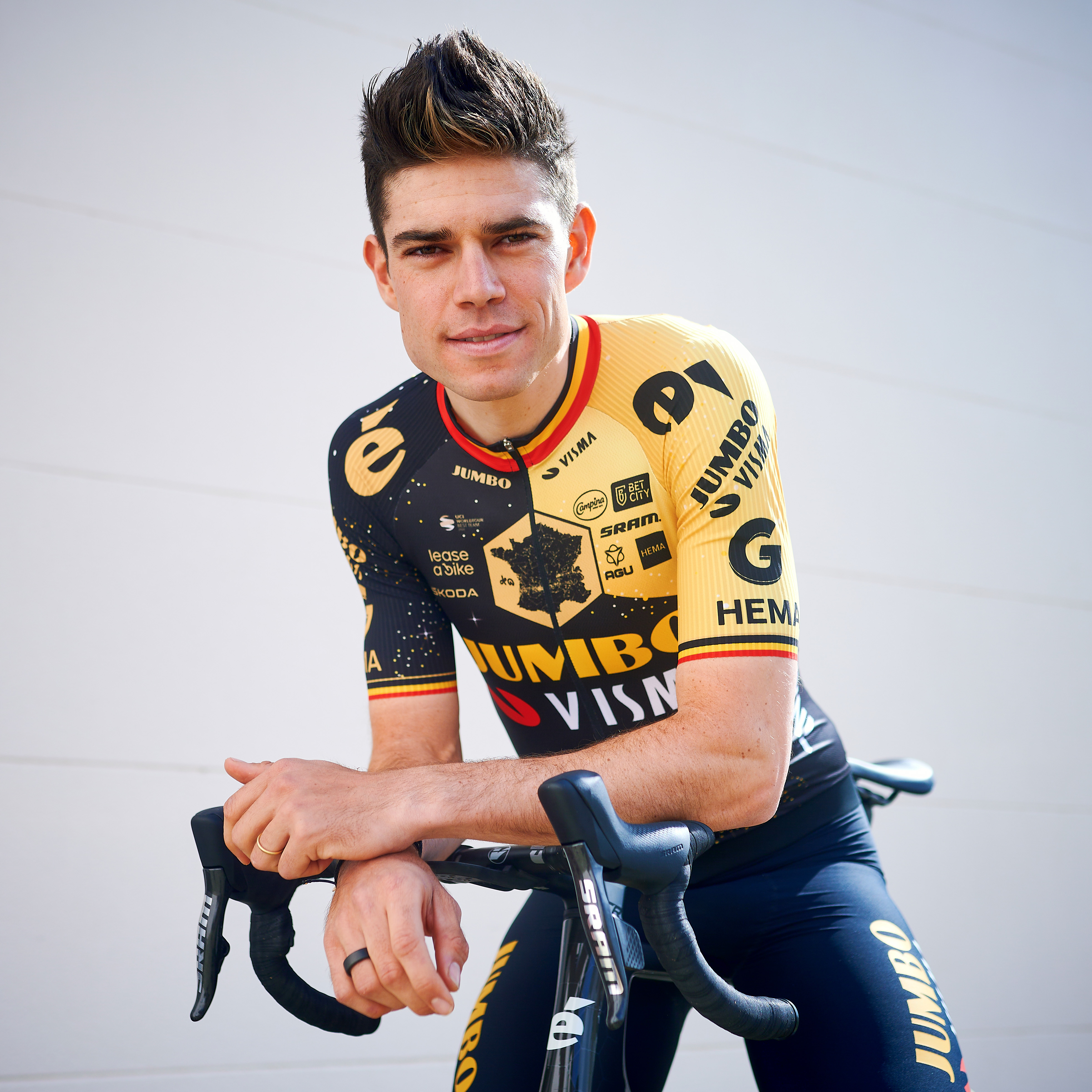 www.cyclingnews.com