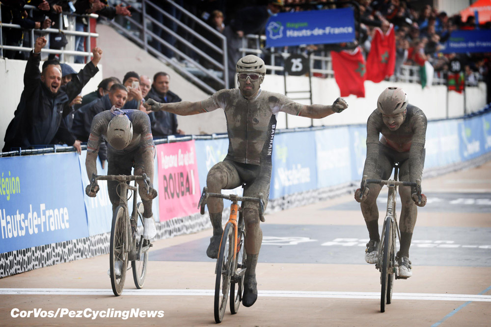 roubaix21-colbrelli-win-1000.jpg