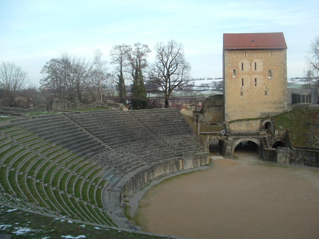 Avenches_Aventicum_2004-12-30.jpg