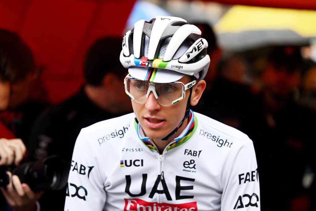 www.cyclingnews.com