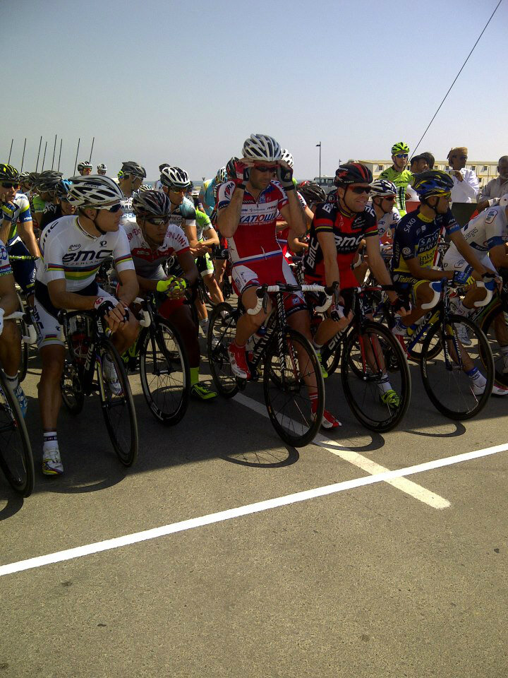 BC0IulYCEAAGx-U.jpg:large