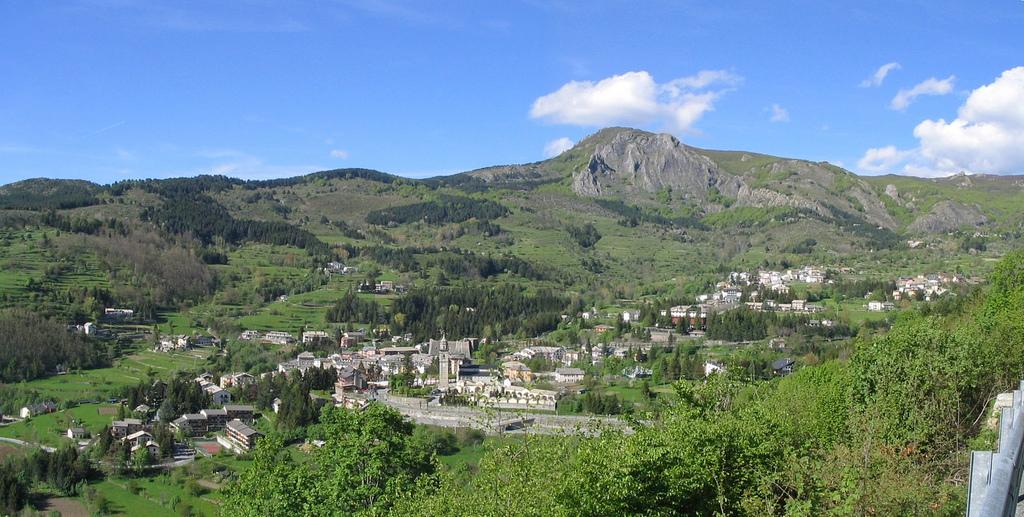 Panorama-Santo_Stefano_d'Aveto.JPG