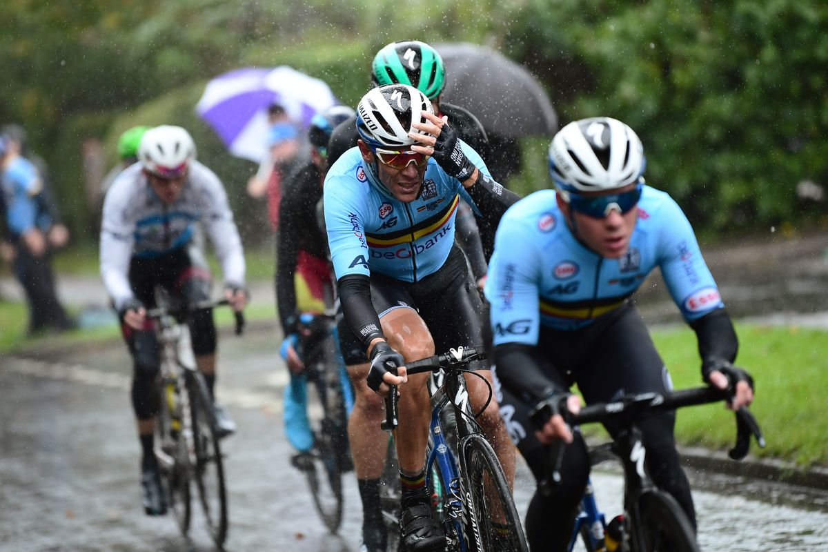 www.cyclingnews.com