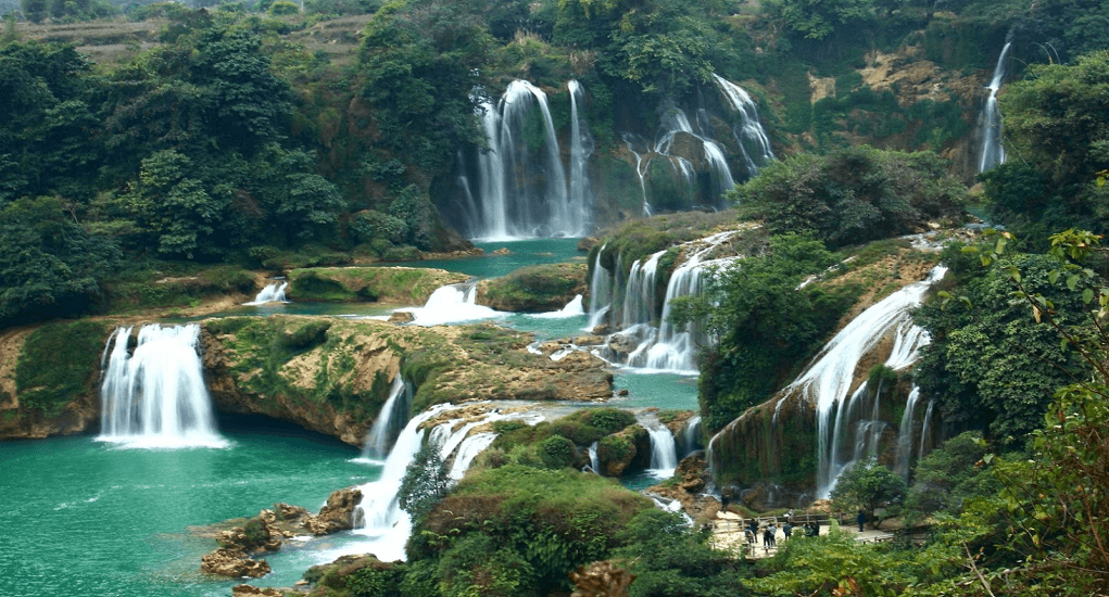 Vietnam-Thac-Bac-Waterfalls.png