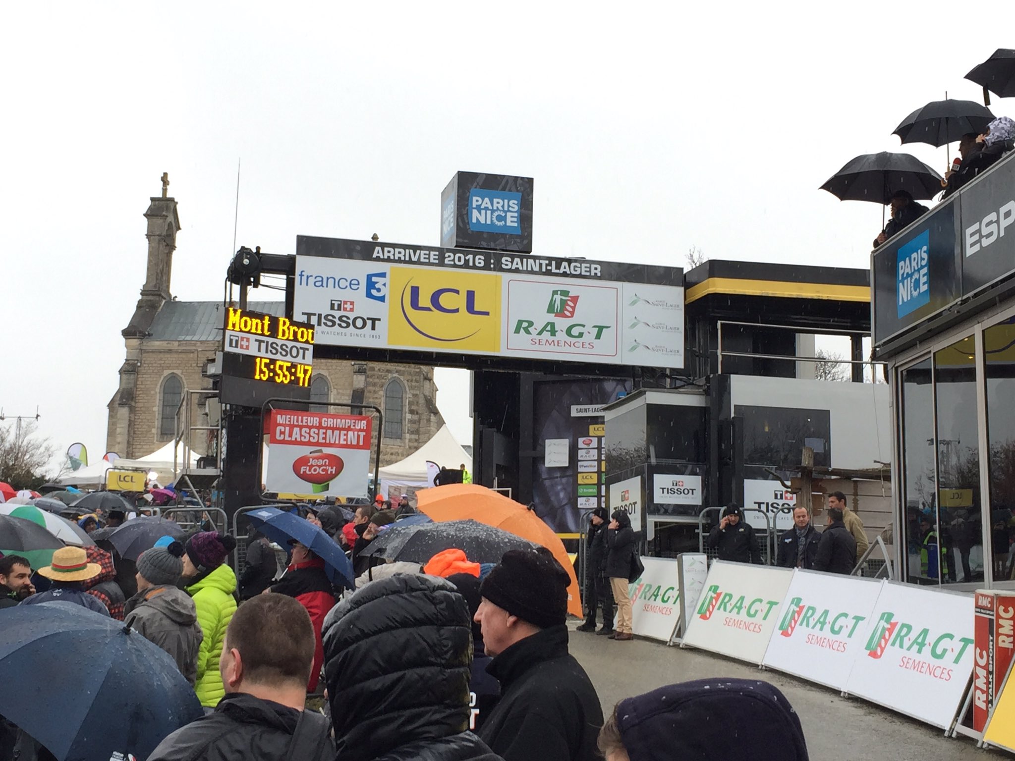 CdHlmziWEAIP9SX.jpg:large