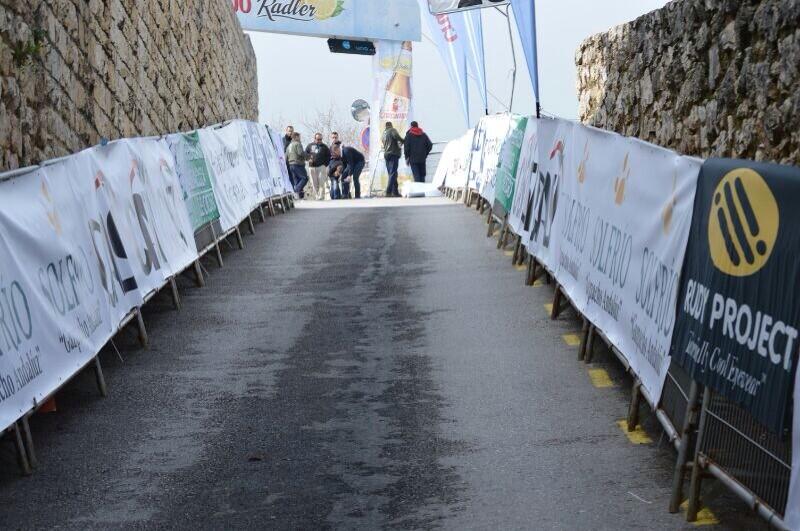 Bg68B4KIEAA7dS9.jpg:large