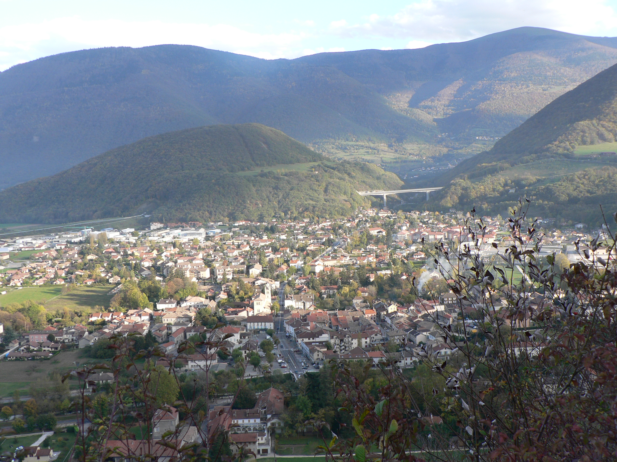 Vif_vue_depuis_les_flancs_du_B%C3%A9mont.JPG