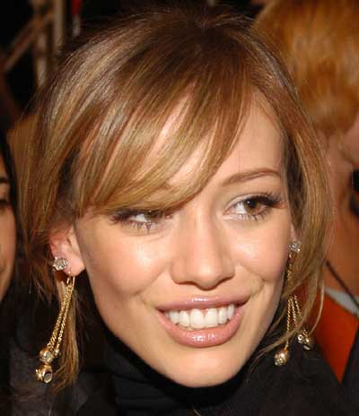 hilary-duff-teeth.jpg