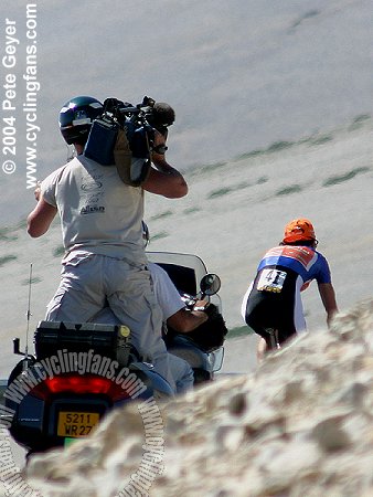 iban-mayo-2004-dauphine-libere-mont-ventoux.jpg
