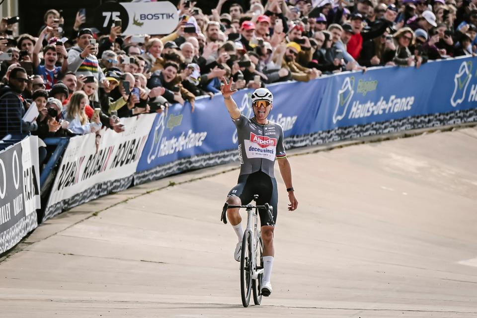 mathieu-van-der-poel-wins-the-2025-paris-roubaix.jpg