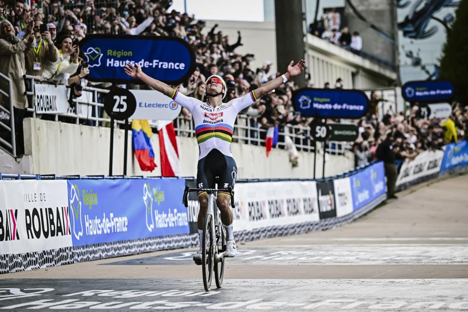 mathieu-van-der-poel-wins-the-2024-paris-roubaix.jpg