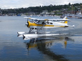 dhc2-beaver-mki-n900ka-kenmore-air-m5-off-airport.jpg