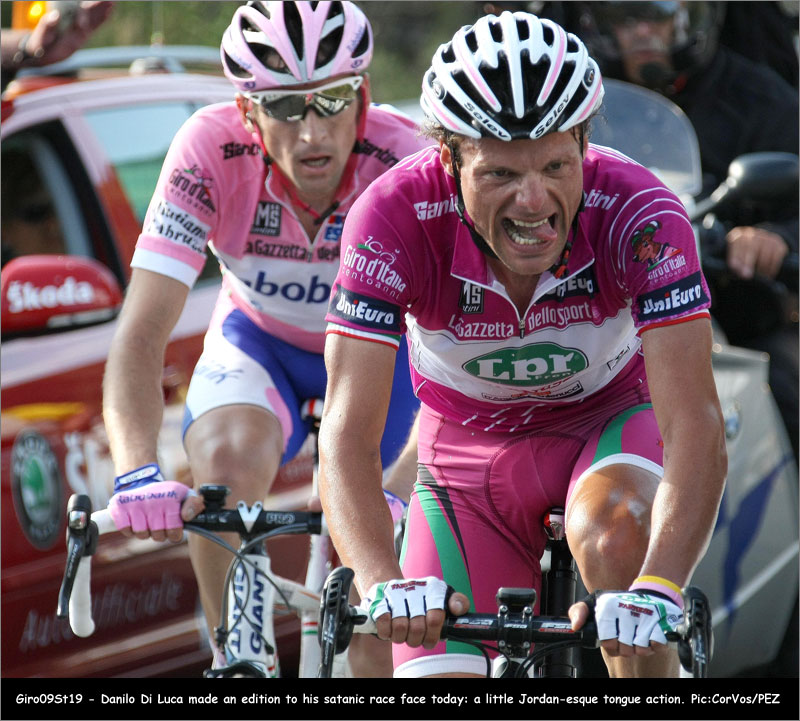 giro09st19-tongue.jpg