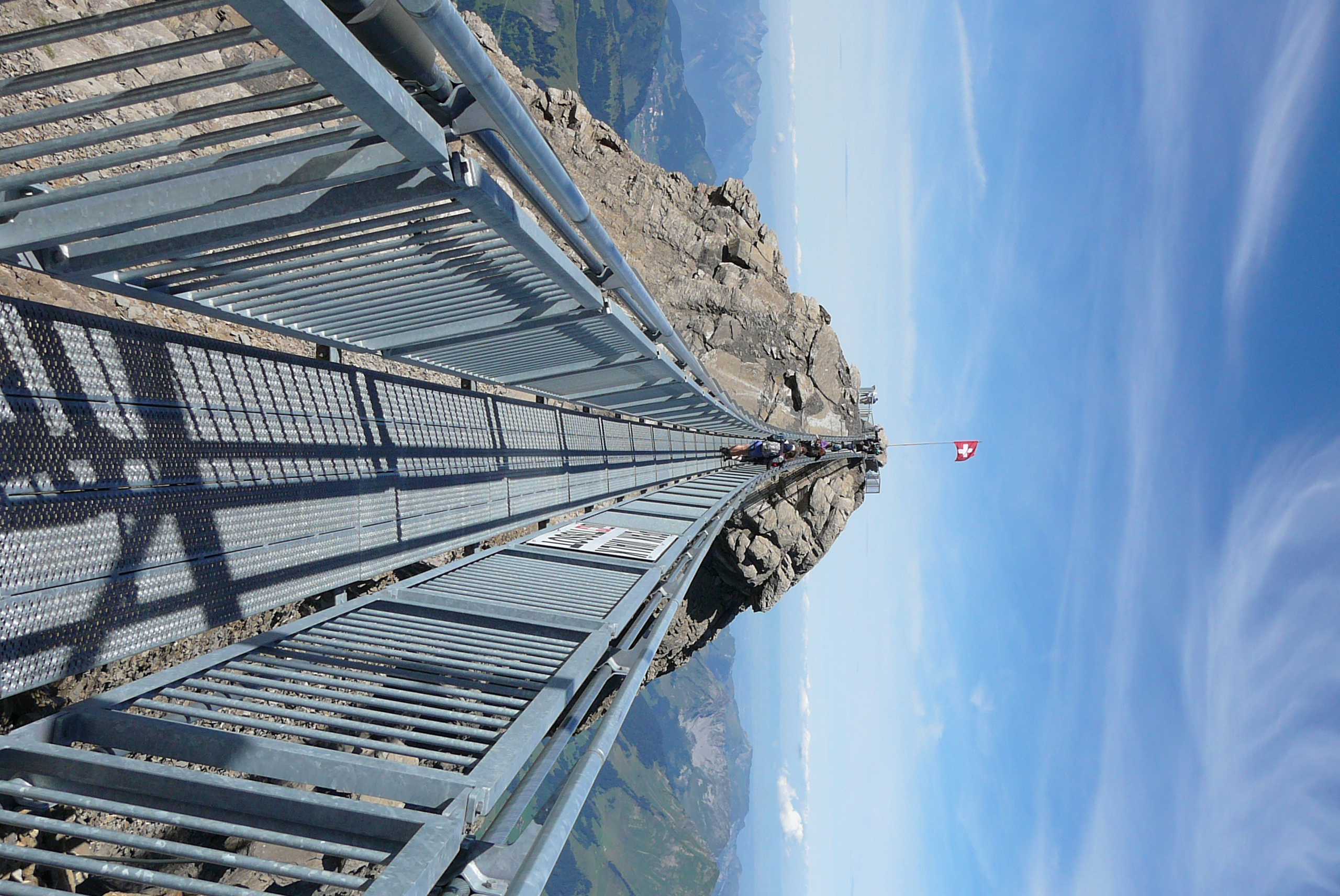 Peak_Walk_in_Switzerland.jpg