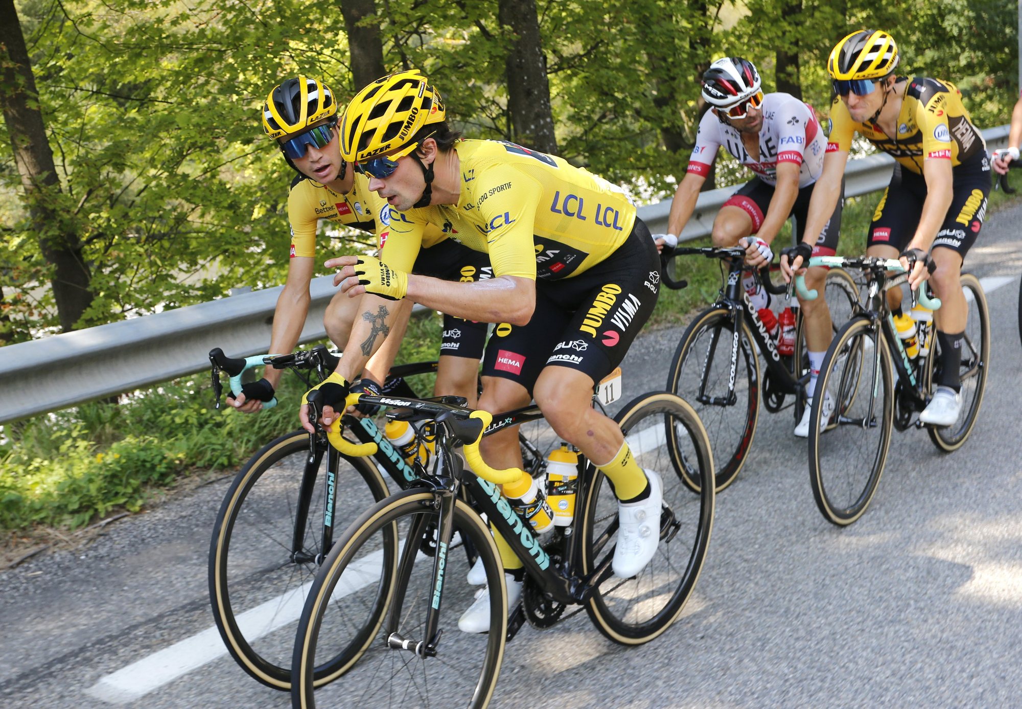 www.cyclingnews.com