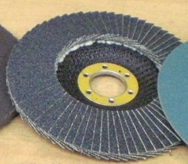 640px-Flap_disk.jpg