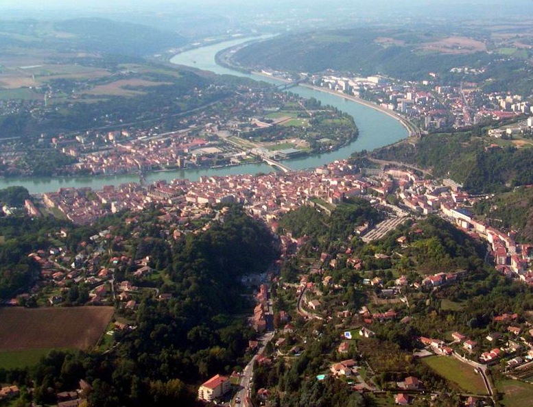 Image-Vienne-Cropped.jpg
