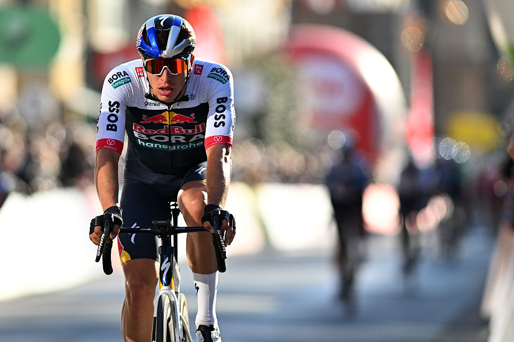 www.cyclingnews.com