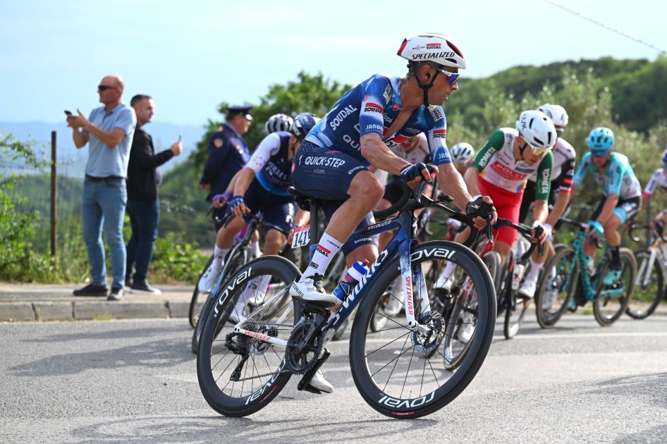 www.soudal-quickstepteam.com