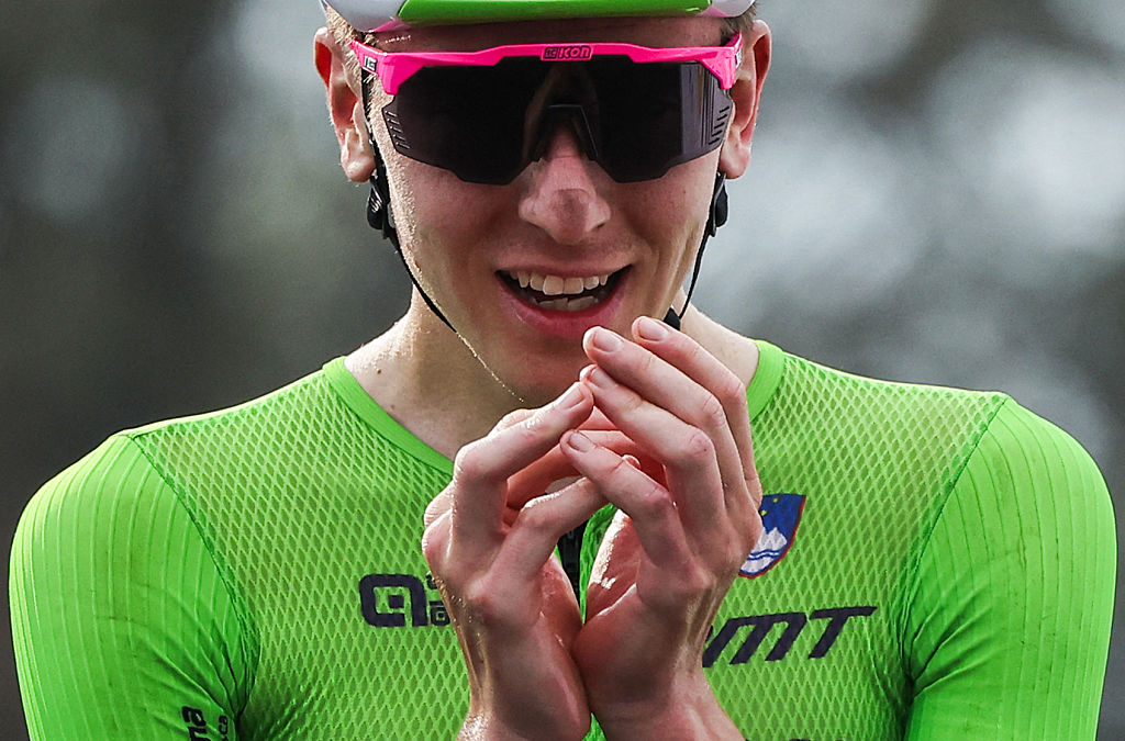 www.cyclingnews.com