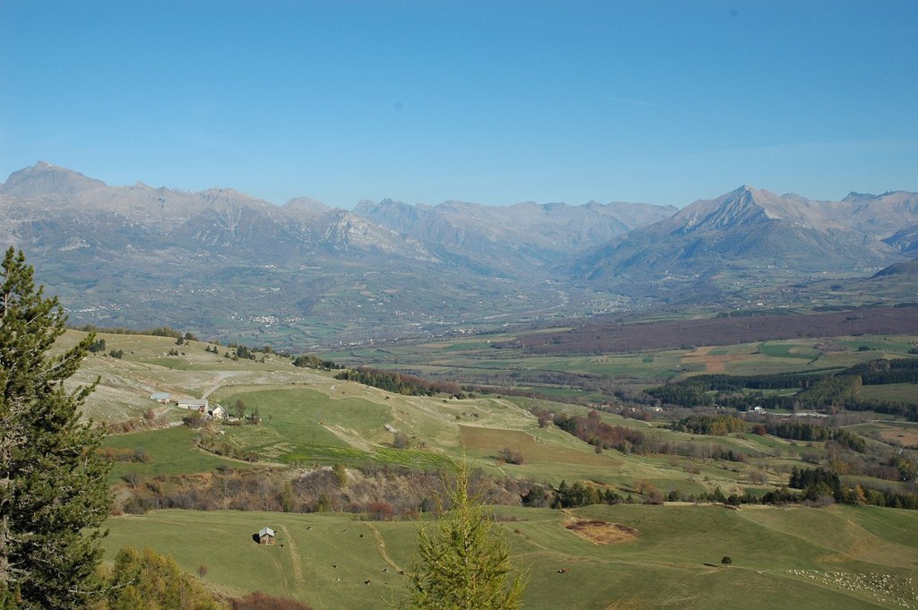 1024px-Champsaur.JPG