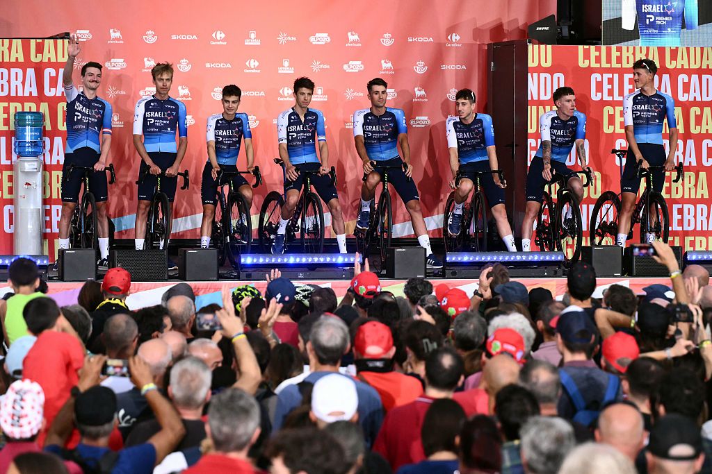 www.cyclingnews.com