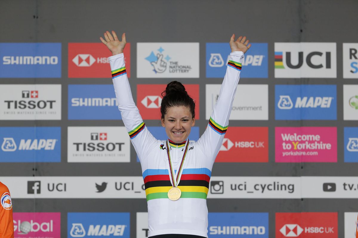 www.cyclingweekly.com