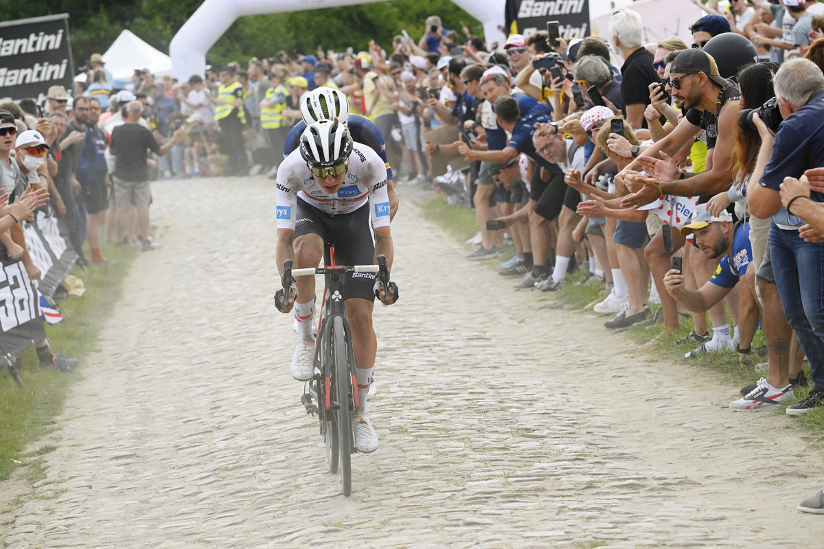 www.cyclingnews.com