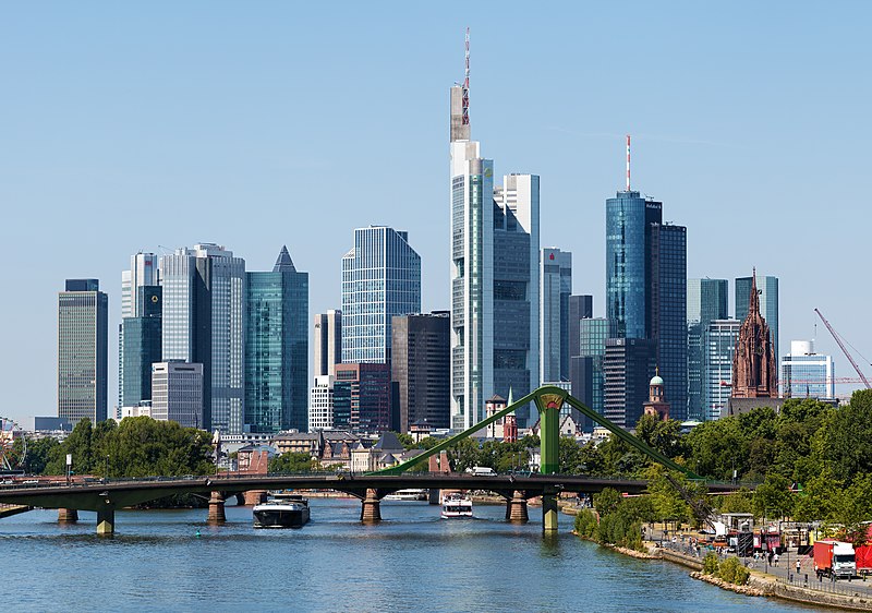 800px-Skyline_Frankfurt_am_Main_2015.jpg