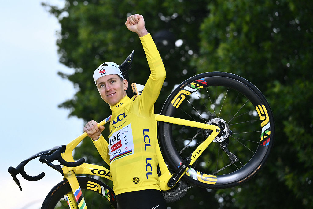 www.cyclingnews.com
