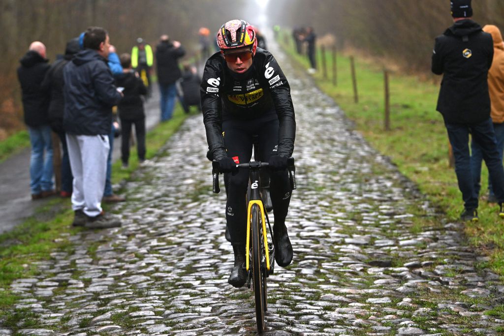 www.cyclingnews.com