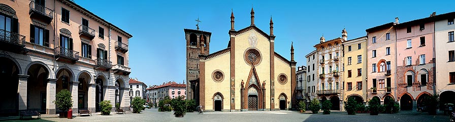 panoramicaduomodipinerolo.jpg