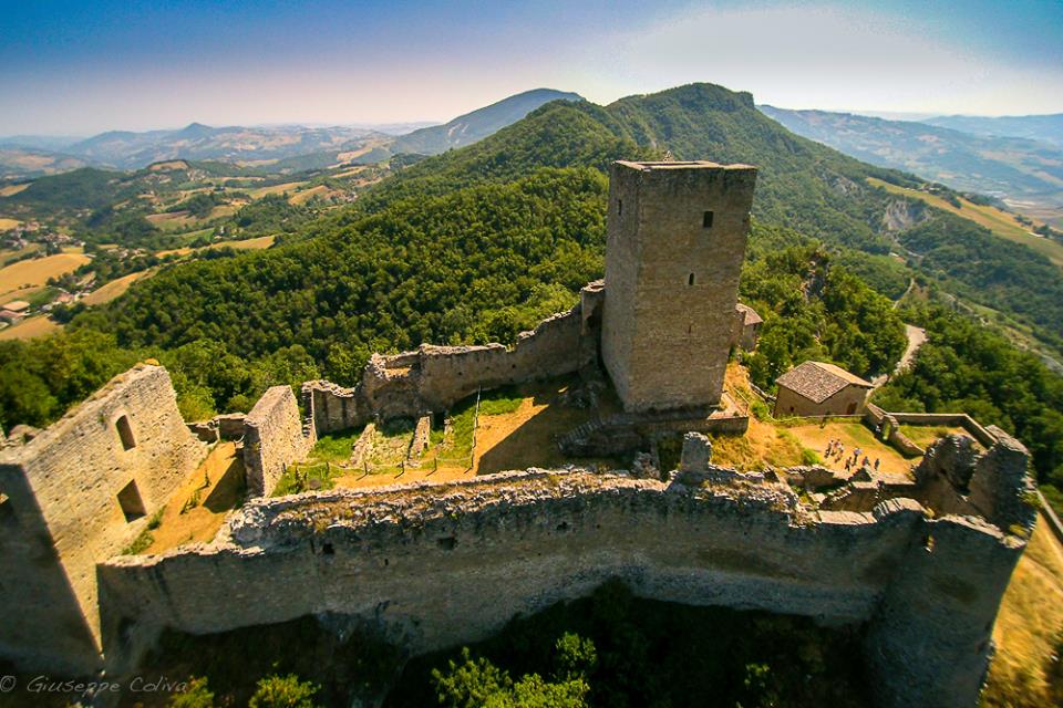 giusppe-coliva-3-castello-dallalto.jpg