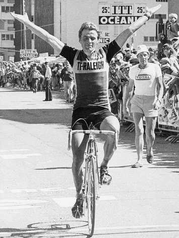 alpedhuez1977.jpg