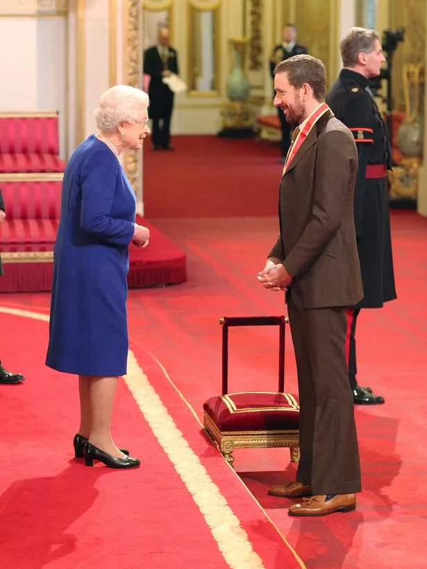 Sir-Bradley-Wiggins-is-knighted-by-Queen-Elizabeth-II.jpg