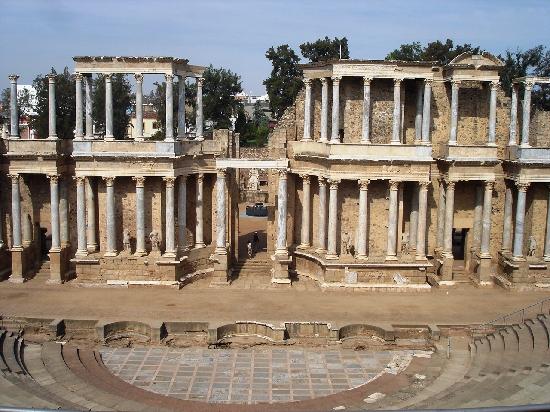 roman-amphitheater-merida.jpg