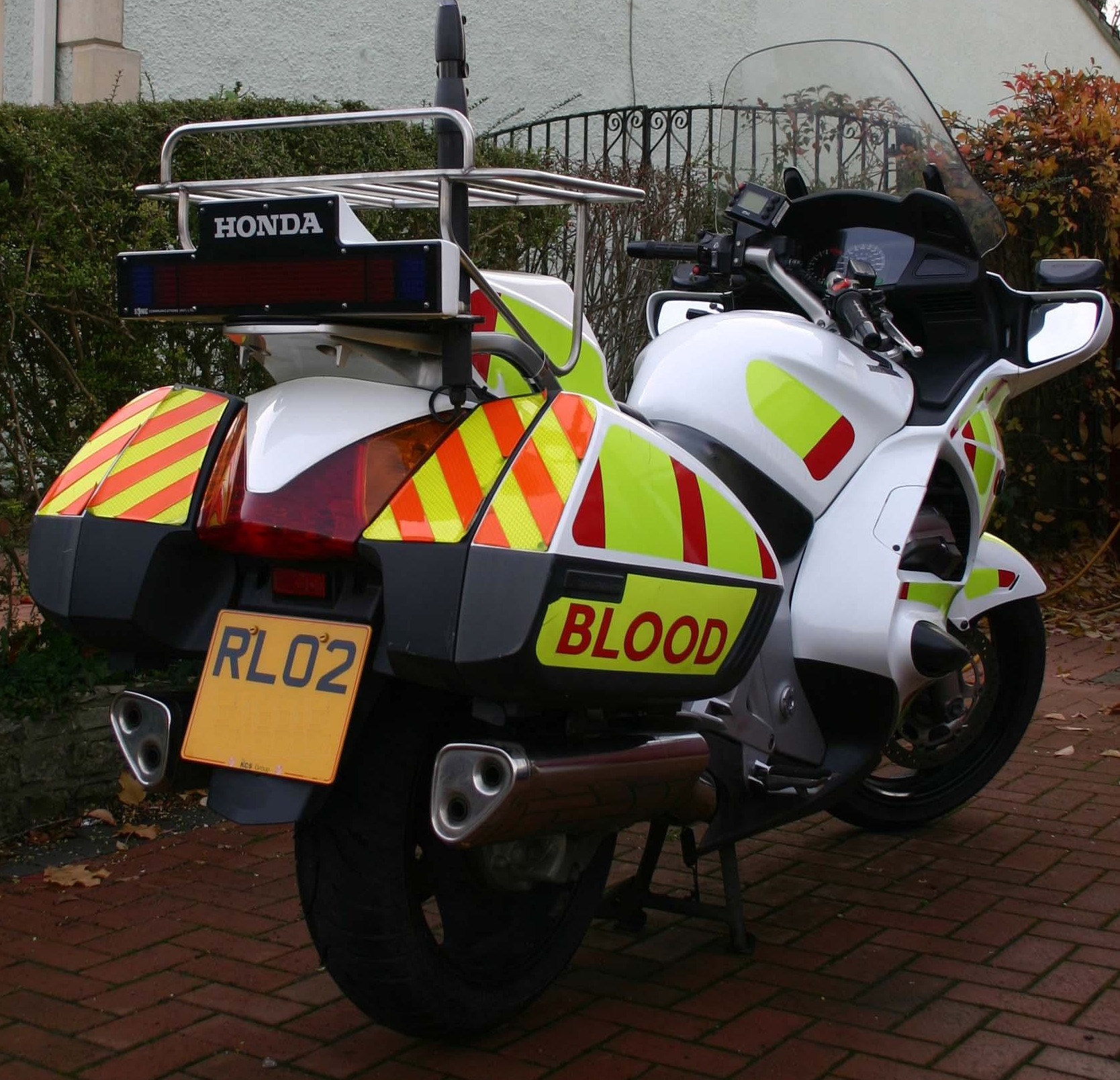 ST1300_blood_bike_with_panniers_and_rack.jpg