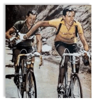 scambio-di-borraccia-coppi-bartali.gif