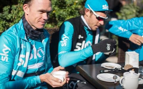 chris-froome-medium_trans++qVzuuqpFlyLIwiB6NTmJwfSVWeZ_vEN7c6bHu2jJnT8.jpg