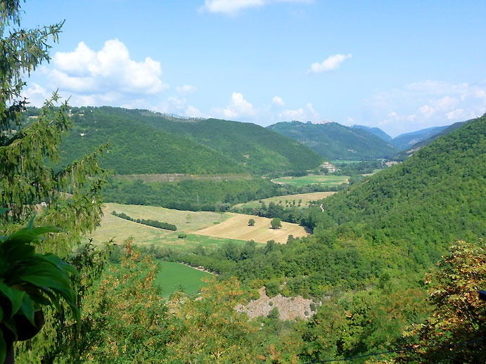 33901_la-valle-del-turano.jpg