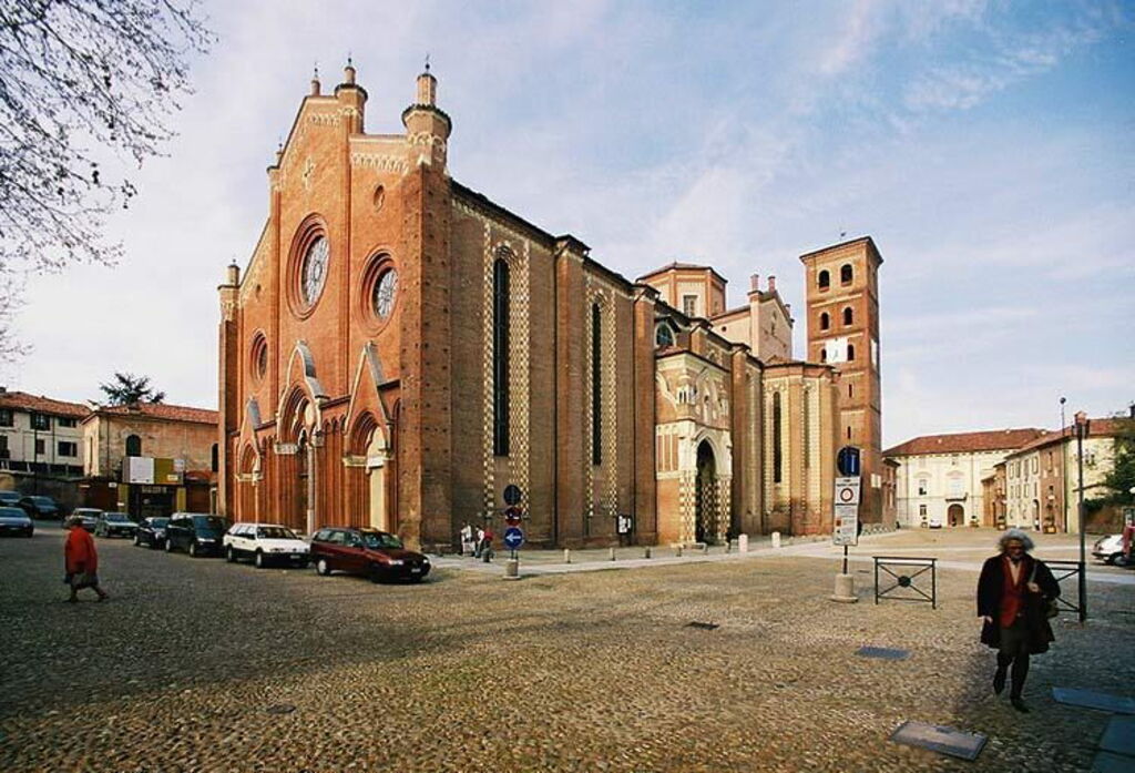 cathedral-in-asti.jpg
